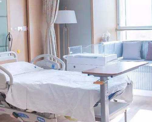 宝宝斗篷的选择与穿搭指南